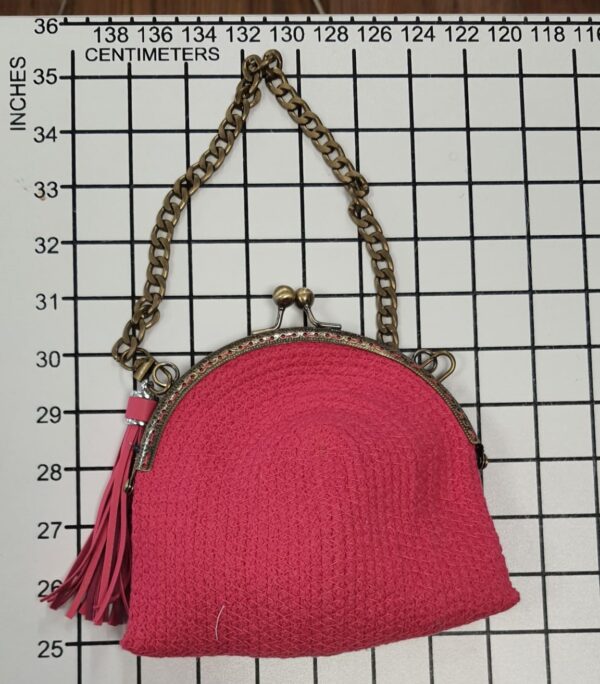 Hand-crafted Frida Kahlo Red Purse Back Hand-crafted Frida Kahlo Red Purse