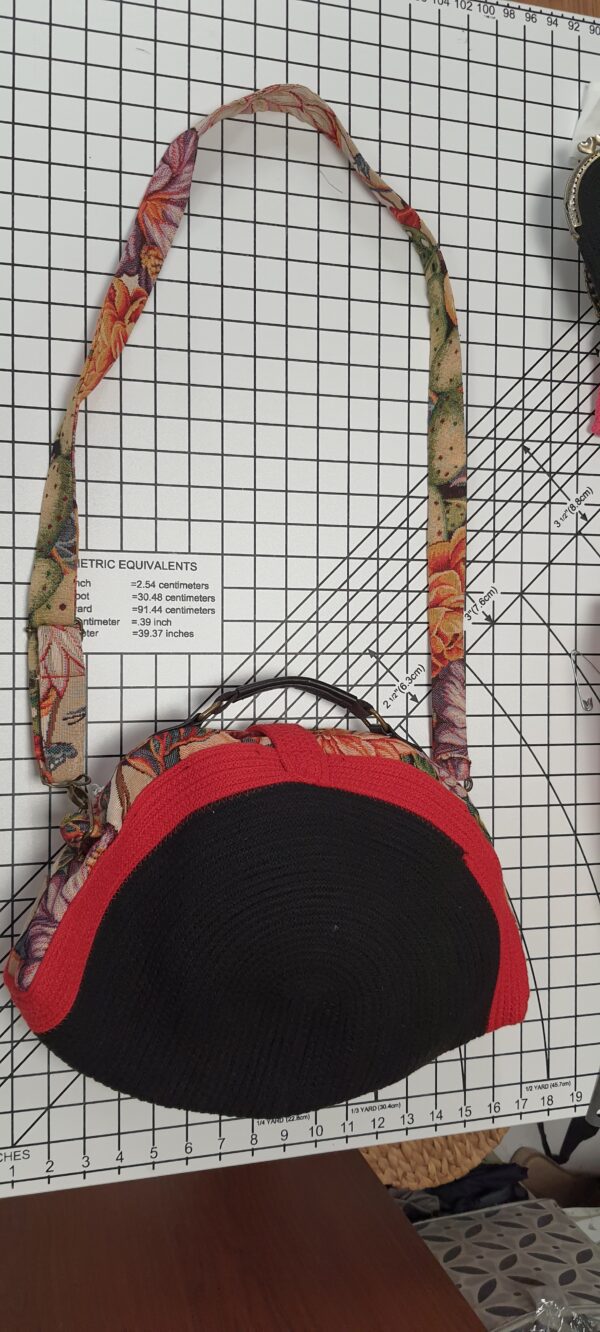 Frida Kahlo Hand Crafted Purse Black Red Floral Back Frida Kahlo Hand Crafted Purse Black Red Floral Back